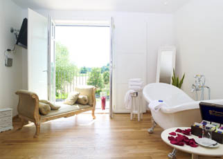 freistehende Badewanne in der K&ouml;nig Ludwig Suite